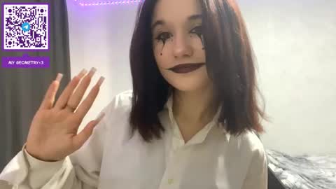 May online show from October 19, 12:06 pm