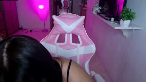 Shay online show from January 10, 5:20 am