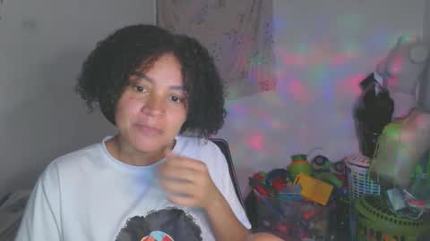 Snapshot of shayna_cute chatting on May 27, 1:57 am Shayna online show from May 27, 1:57 am