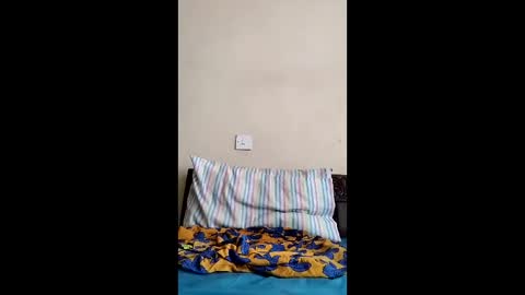 shazzy101 online show from May 3, 12:55 pm