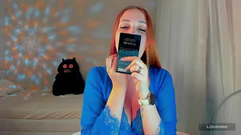 she_wolf1 online show from April 15, 9:04 pm