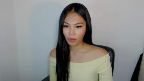 Snapshot of shealana69 chatting on November 5, 1:38 am MY IG Shealana69 online show from November 5, 1:38 am