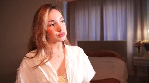 shebuny online show from March 18, 4:15 am