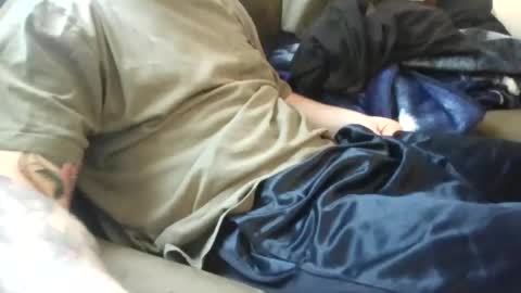 Snapshot of sheepydoggy45 chatting on October 26, 2:01 pm sheepydoggy45 online show from October 26, 2:01 pm