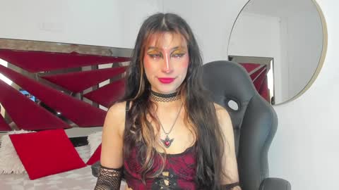 Snapshot of shegoblake chatting on February 3, 12:04 am Shego online show from February 3, 12:04 am