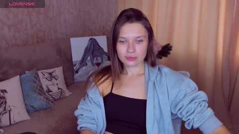 Snapshot of sheillatyler chatting on November 19, 8:25 am Alexis online show from November 19, 8:25 am