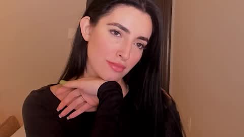 Snapshot of sheisallthat chatting on October 24, 1:46 am sheisallthat online show from October 24, 1:46 am