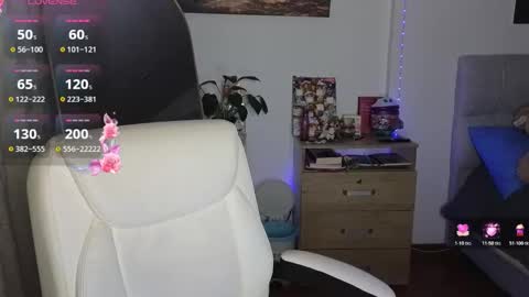 lau online show from December 15, 10:19 am