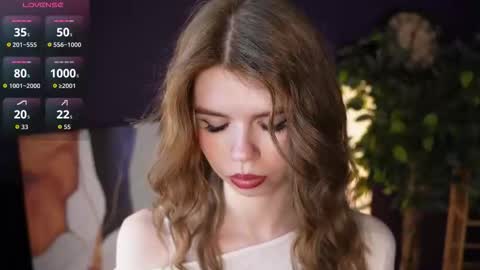 Snapshot of shelleyborom chatting on October 7, 3:47 am Sofia online show from October 7, 3:47 am