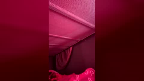 Snapshot of shelow1 chatting on December 16, 3:17 pm shelow1 online show from December 16, 3:17 pm