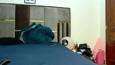 Sherry l online show from March 3, 3:20 pm