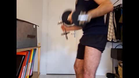 shhervin online show from April 25, 4:26 pm