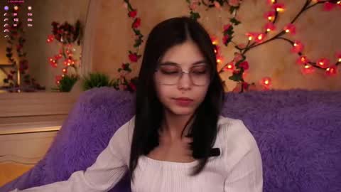 Iris online show from November 11, 12:38 pm