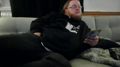 Snapshot of shifty885 chatting on November 29, 1:52 am shifty885 online show from November 29, 1:52 am