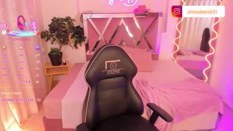 shinedark_tay online show from October 5, 2:43 am