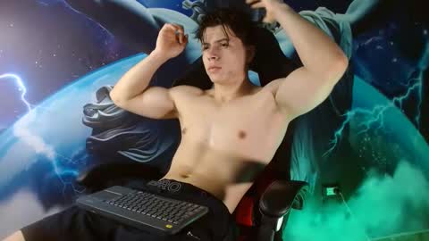  .. shinobi .. online show from December 5, 2:00 pm