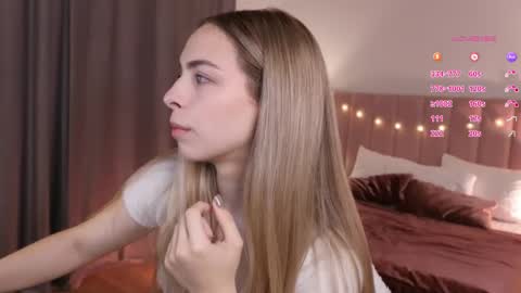 Julia online show from September 30, 6:29 am