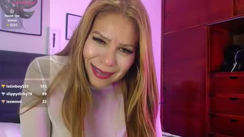 Snapshot of shirly_vannicelli chatting on January 26, 5:55 pm shirly online show from January 26, 5:55 pm
