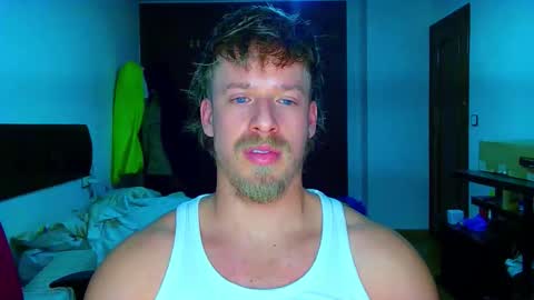 Cick Goreskin online show from February 7, 4:49 am