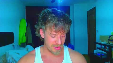 Cick Goreskin online show from March 5, 2:40 am