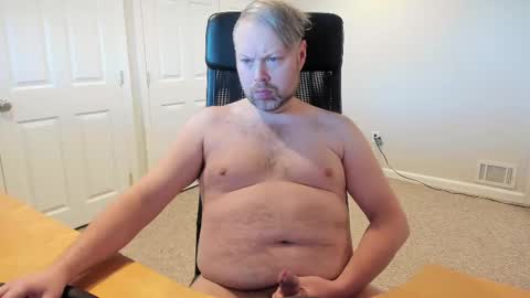 Snapshot of shofixtie chatting on November 18, 1:59 pm Shofixtie online show from November 18, 1:59 pm