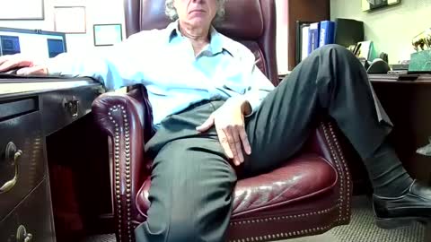 nikolas send dm for an appointment online show from February 25, 1:17 pm