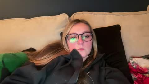 short sweetpea online show from January 22, 5:17 pm