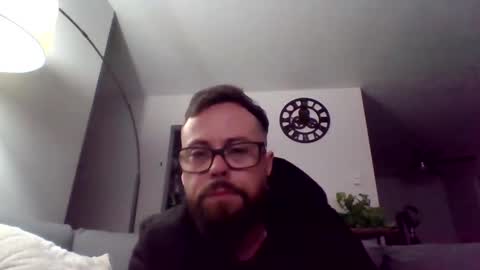 Snapshot of shortkingswing chatting on October 3, 7:49 am Shortkingswing online show from October 3, 7:49 am