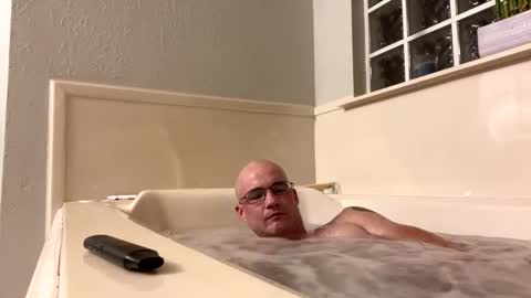 Snapshot of shortshortsman chatting on September 9, 5:18 am shortshortsman online show from September 9, 5:18 am