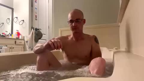 Snapshot of shortshortsman chatting on September 11, 4:01 am shortshortsman online show from September 11, 4:01 am