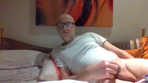 Snapshot of shosting chatting on January 1, 9:31 pm JJ online show from January 1, 9:31 pm