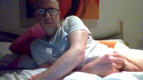 Snapshot of shosting chatting on February 13, 10:33 pm JJ online show from February 13, 10:33 pm