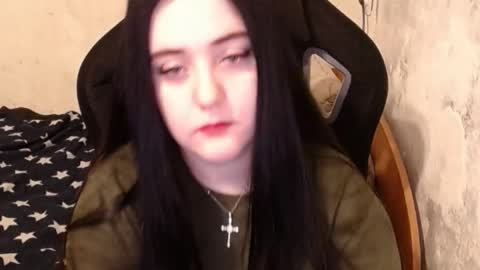 Snapshot of show_for_you chatting on December 11, 11:51 am show_for_you online show from December 11, 11:51 am