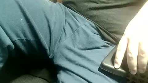 Snapshot of show_off_89 chatting on November 17, 3:51 pm show_off_89 online show from November 17, 3:51 pm