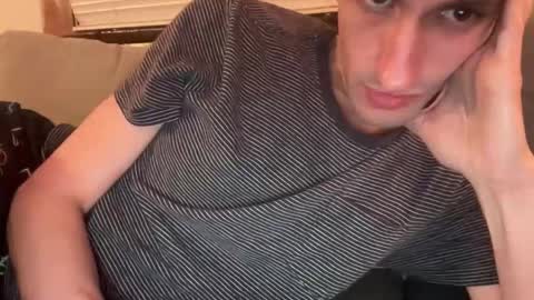 showoffnyc online show from November 28, 3:42 am