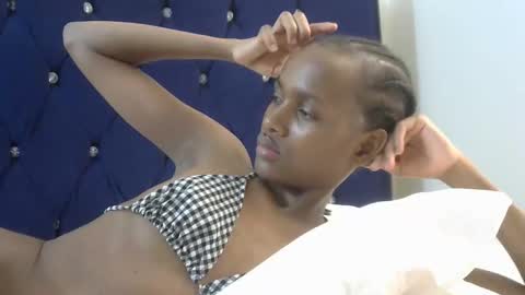 Snapshot of shugar7260 chatting on December 5, 9:51 am shugar7260 online show from December 5, 9:51 am