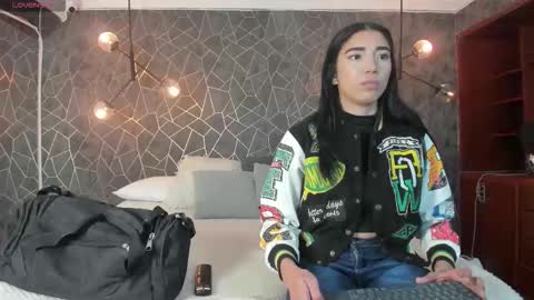 ZUMY ANGELS online show from October 12, 4:55 am