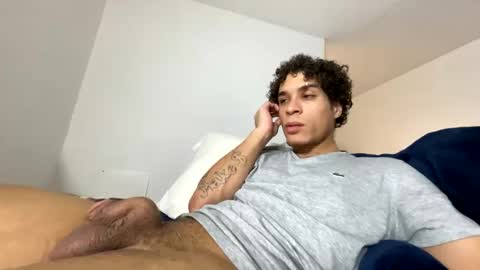 shurthingxx online show from January 18, 1:18 pm