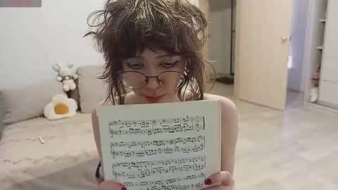 Aria online show from October 13, 4:51 pm