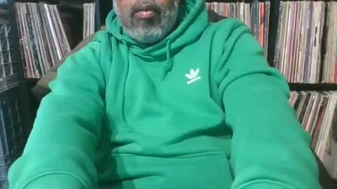 Snapshot of shy333 chatting on November 24, 3:34 pm SHY333 online show from November 24, 3:34 pm