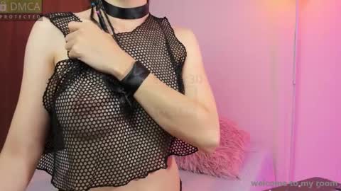 Snapshot of shy_angel_30 chatting on December 20, 6:35 pm Angel online show from December 20, 6:35 pm