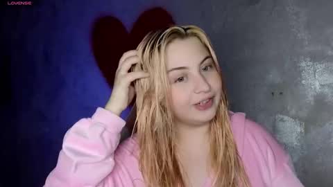 Molly online show from October 12, 10:20 pm