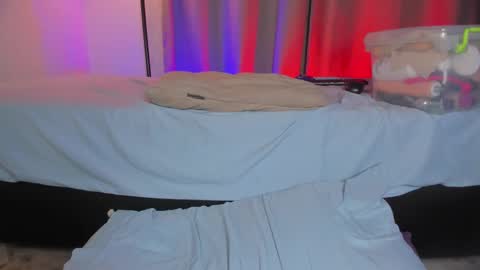 Snapshot of shy_booty18 chatting on September 25, 10:24 pm Katya online show from September 25, 10:24 pm