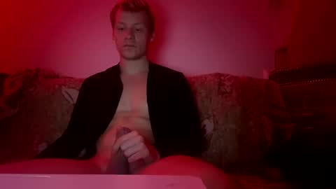 shy_couple_cute online show from February 4, 11:59 pm