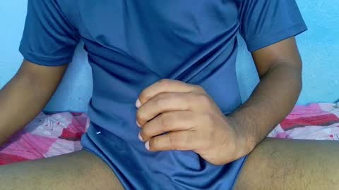 Snapshot of shy_eyes_ chatting on December 2, 4:20 am shyeyes online show from December 2, 4:20 am