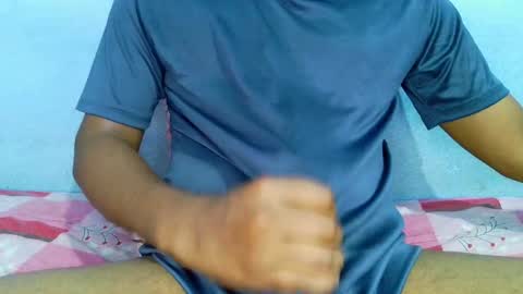 Snapshot of shy_eyes_ chatting on February 1, 8:08 am shyeyes online show from February 1, 8:08 am