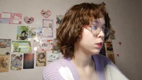 Snapshot of shy_kiss_twinkle_bloop chatting on September 8, 2:49 pm Milena online show from September 8, 2:49 pm