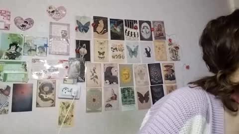 Snapshot of shy_kiss_twinkle_bloop chatting on October 2, 1:18 pm Milena online show from October 2, 1:18 pm