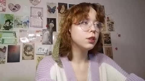 Snapshot of shy_kiss_twinkle_bloop chatting on October 7, 1:08 pm Milena online show from October 7, 1:08 pm