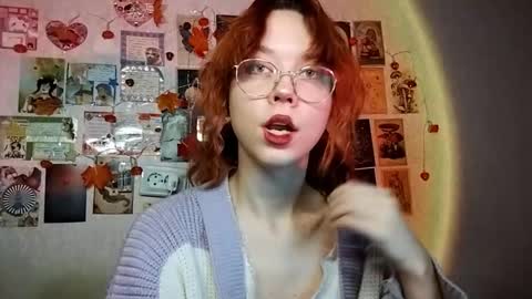 Snapshot of shy_kiss_twinkle_bloop chatting on December 2, 3:51 pm Milena online show from December 2, 3:51 pm